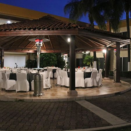 Holiday Inn La Piedad By Ihg Екстер'єр фото