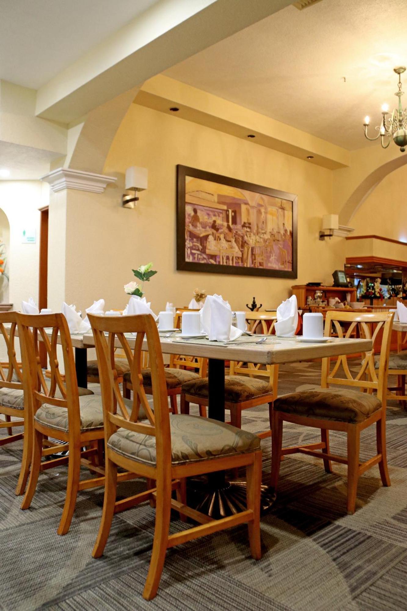 Holiday Inn La Piedad By Ihg Екстер'єр фото