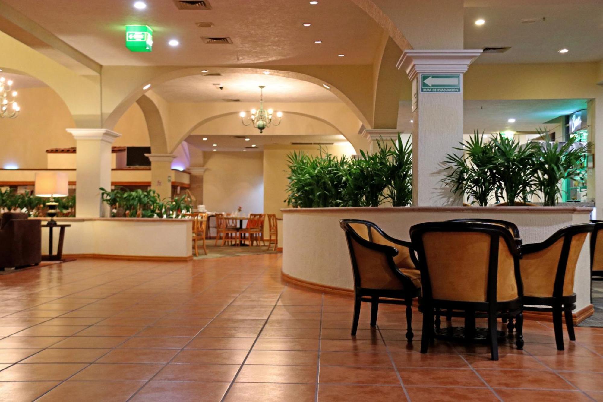 Holiday Inn La Piedad By Ihg Екстер'єр фото