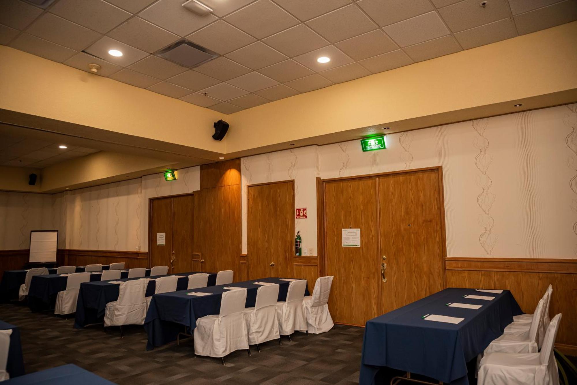 Holiday Inn La Piedad By Ihg Екстер'єр фото