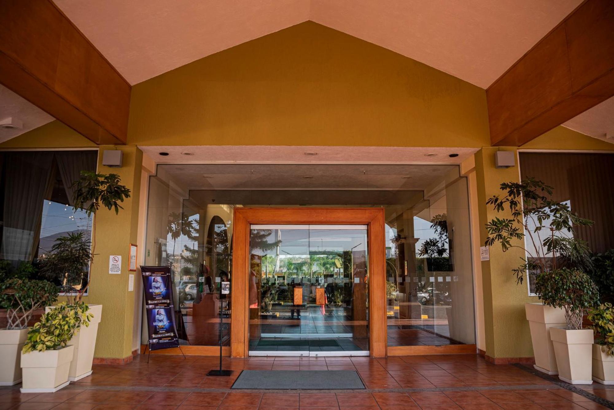 Holiday Inn La Piedad By Ihg Екстер'єр фото