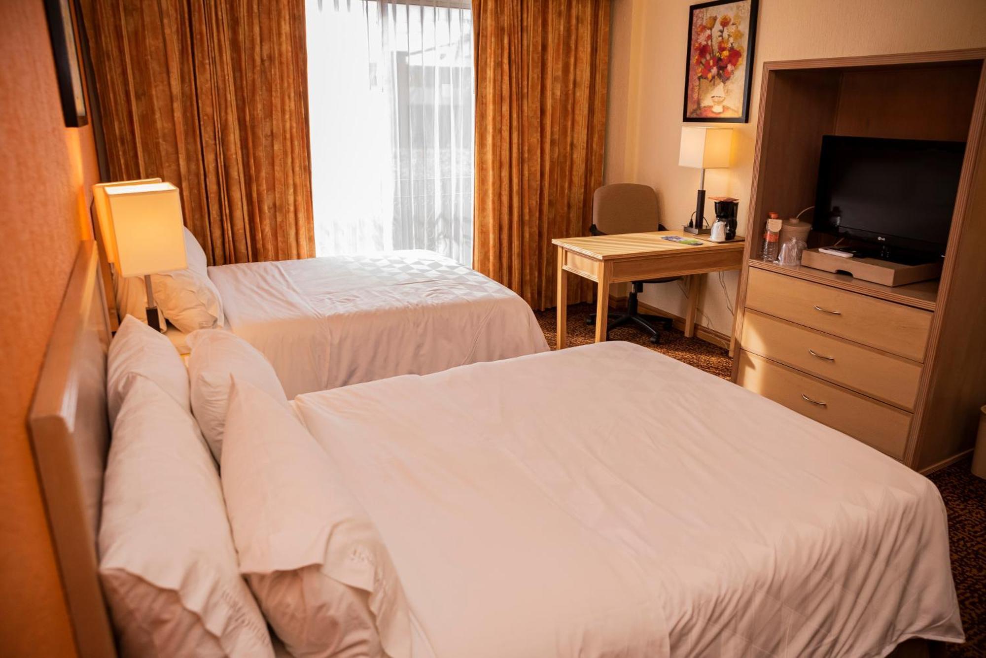 Holiday Inn La Piedad By Ihg Екстер'єр фото