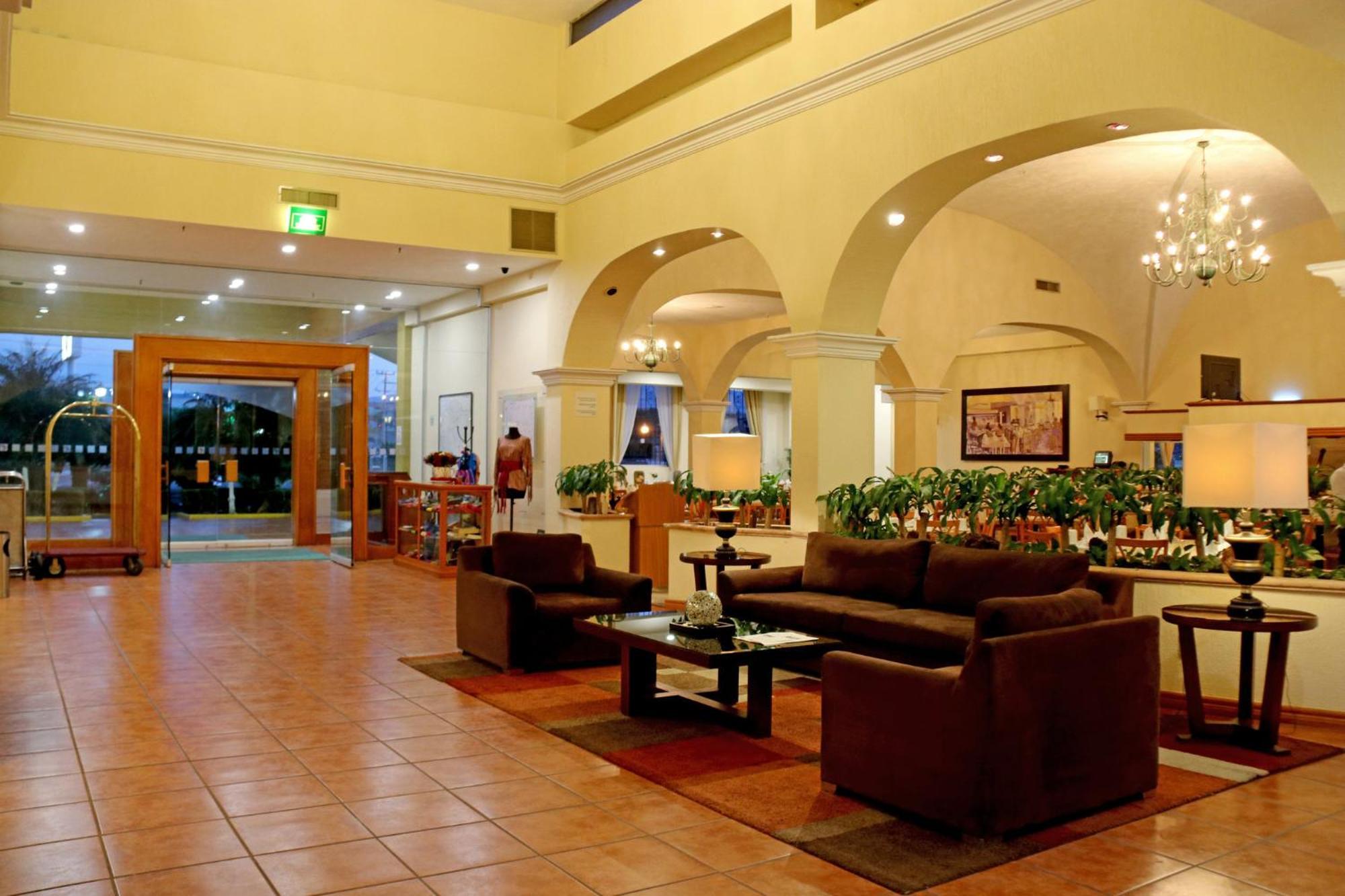 Holiday Inn La Piedad By Ihg Екстер'єр фото